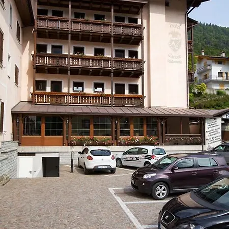 Hotel Carlone Breguzzo